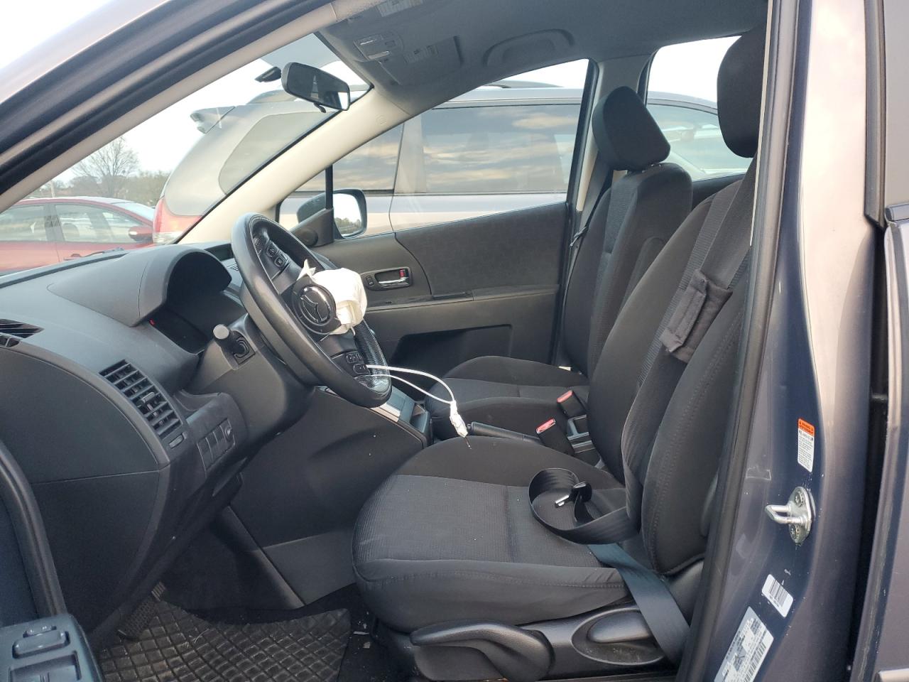 2009 Mazda 5 - Image 7