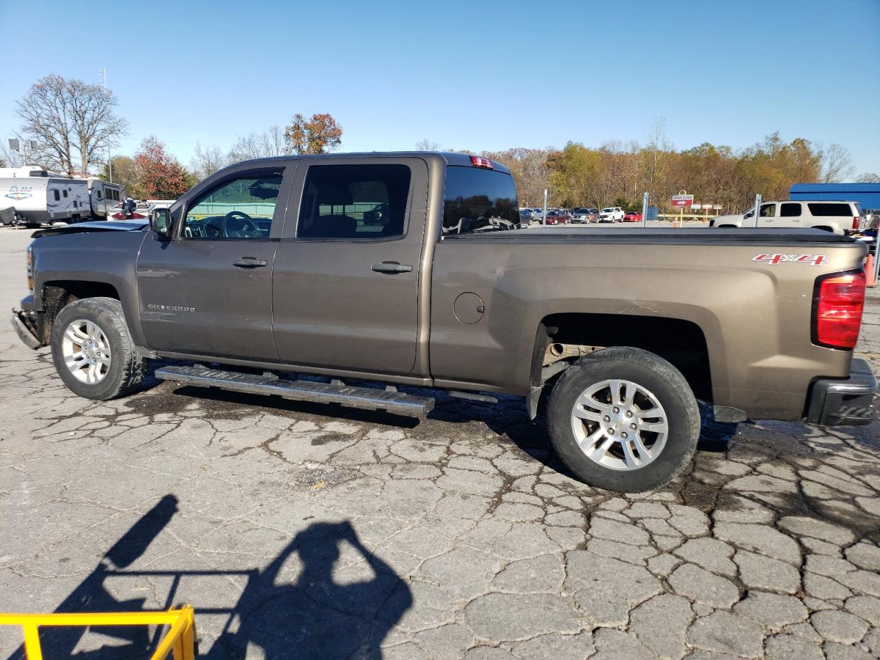 2014 Chevrolet Silverado - Image 2