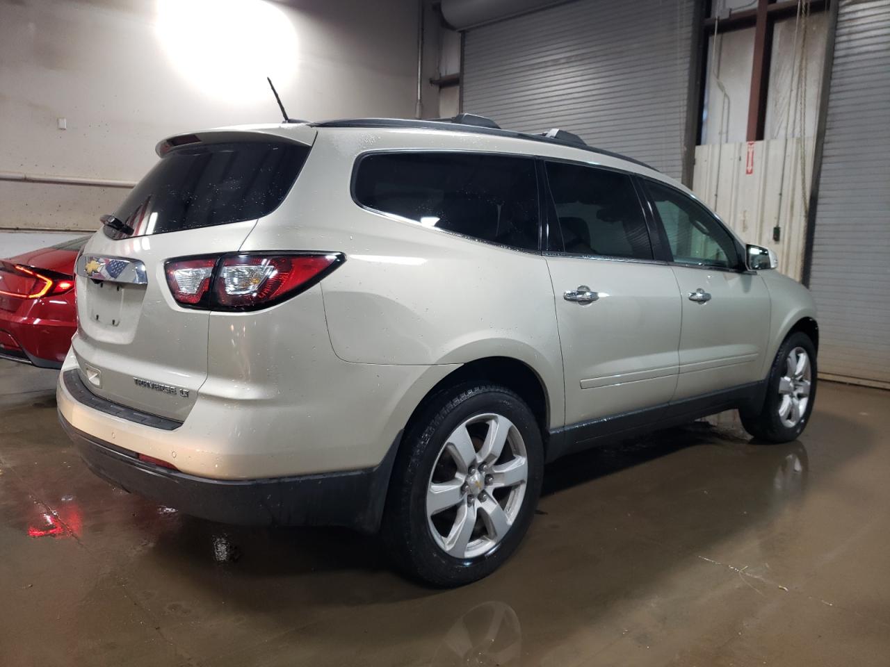 VIN 1GNKRGKD3GJ202995 2016 CHEVROLET TRAVERSE no.3