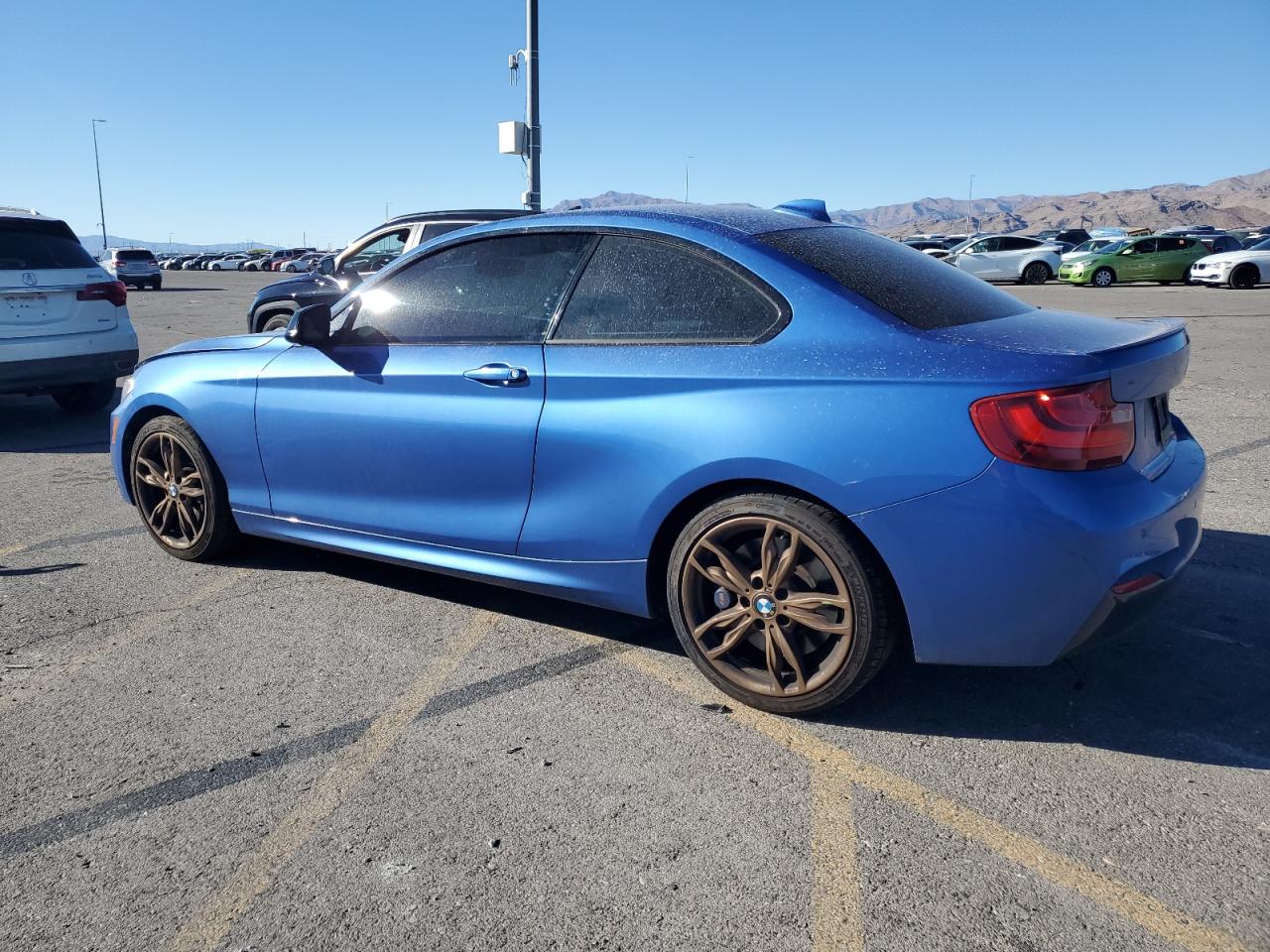 VIN WBA1J7C54FV253686 2015 BMW M2 no.2