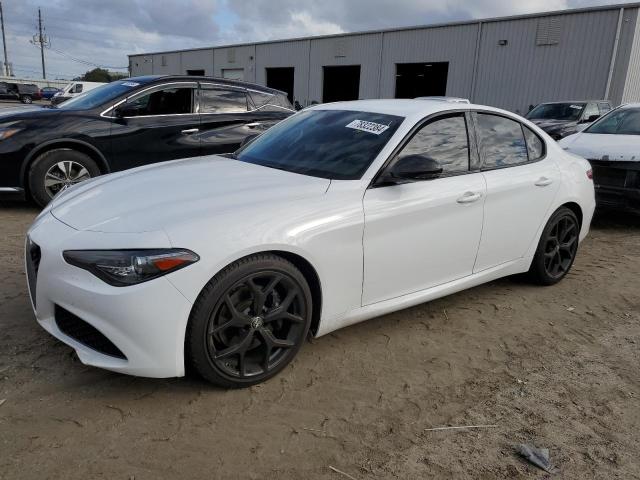 2019 Alfa Romeo Giulia 