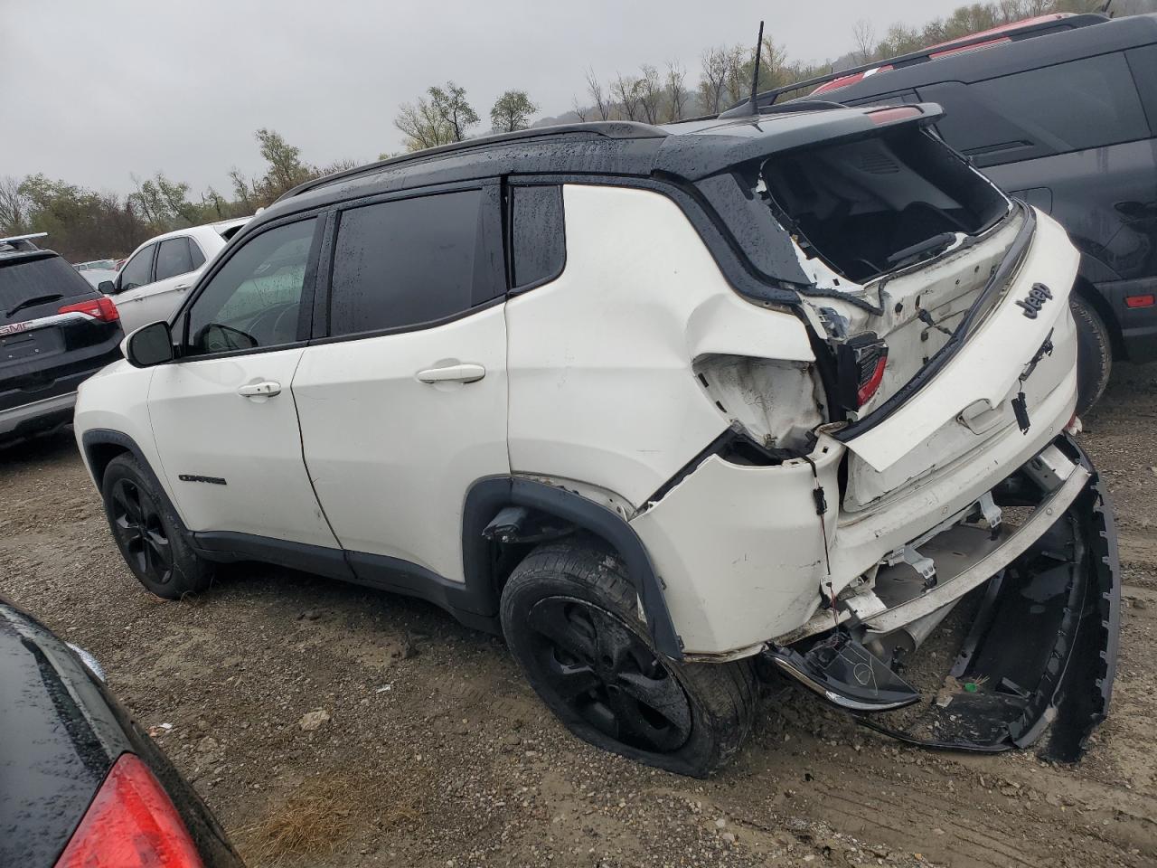 2019 Jeep Compass - Image 2