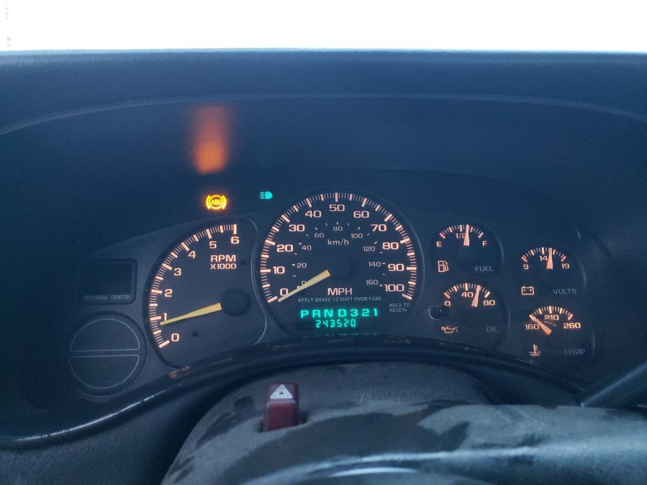 2000 GMC Sierra - Image 9
