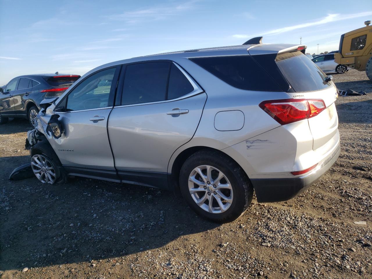 2018 Chevrolet Equinox - Image 2