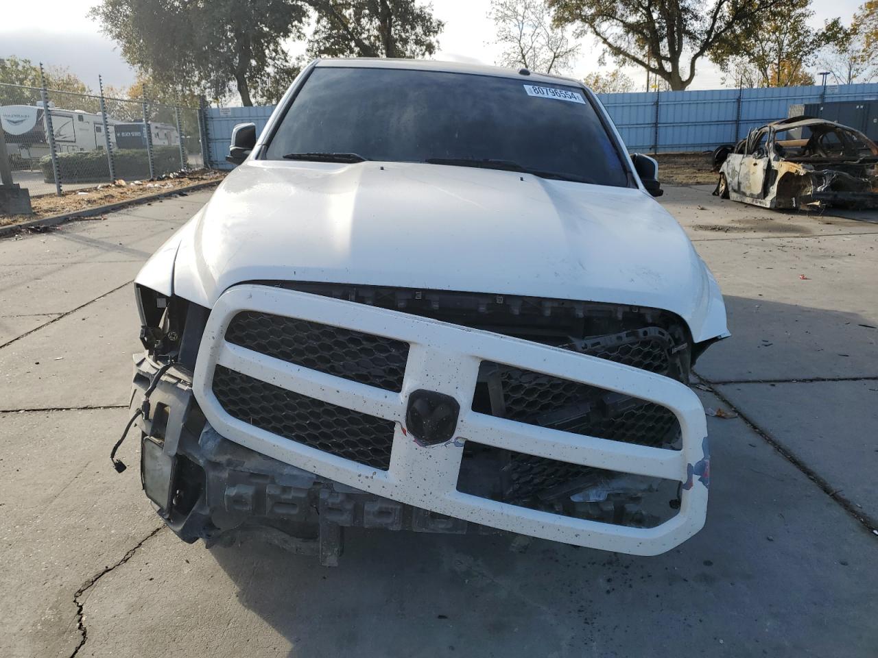 VIN 3C6JR6ATXHG640494 2017 RAM 1500 no.5