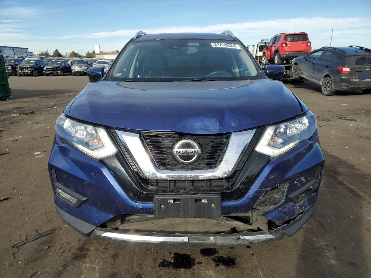 2018 Nissan Rogue - Image 5