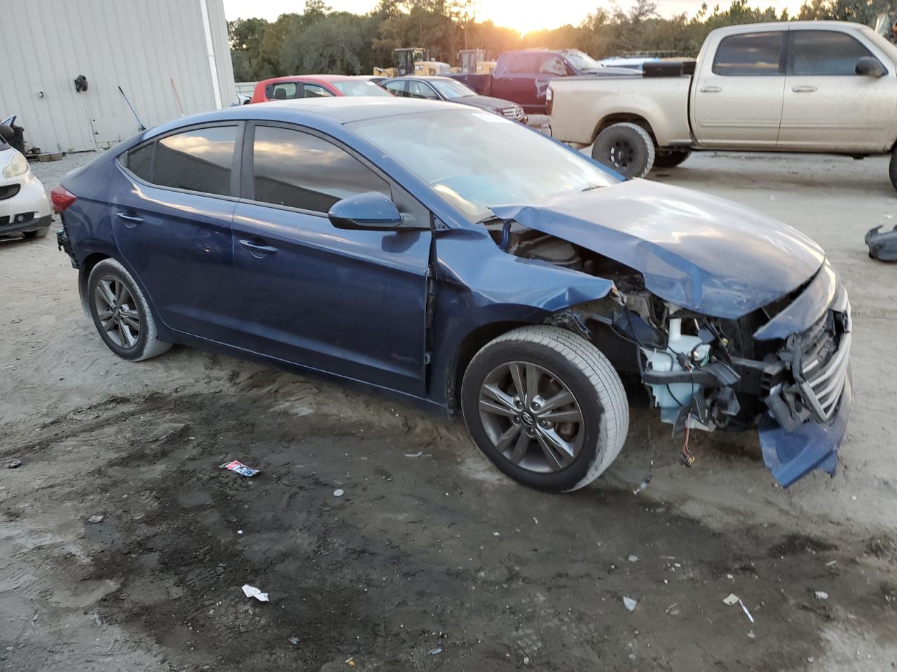 2018 Hyundai Elantra - Image 4