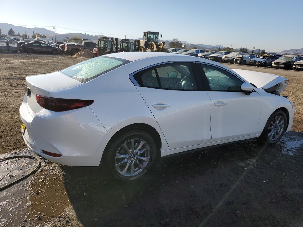 VIN 3MZBPAAM1RM422118 2024 MAZDA 3 no.3