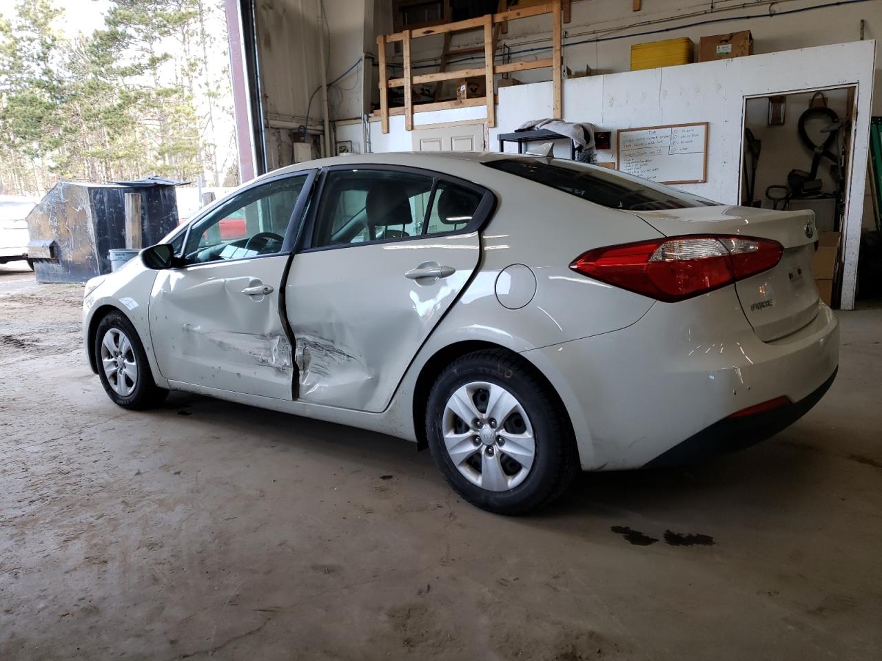 2015 Kia Forte - Image 2