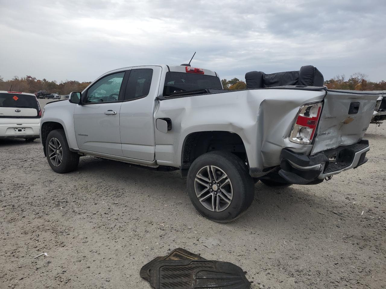 2020 Chevrolet Colorado - Image 2