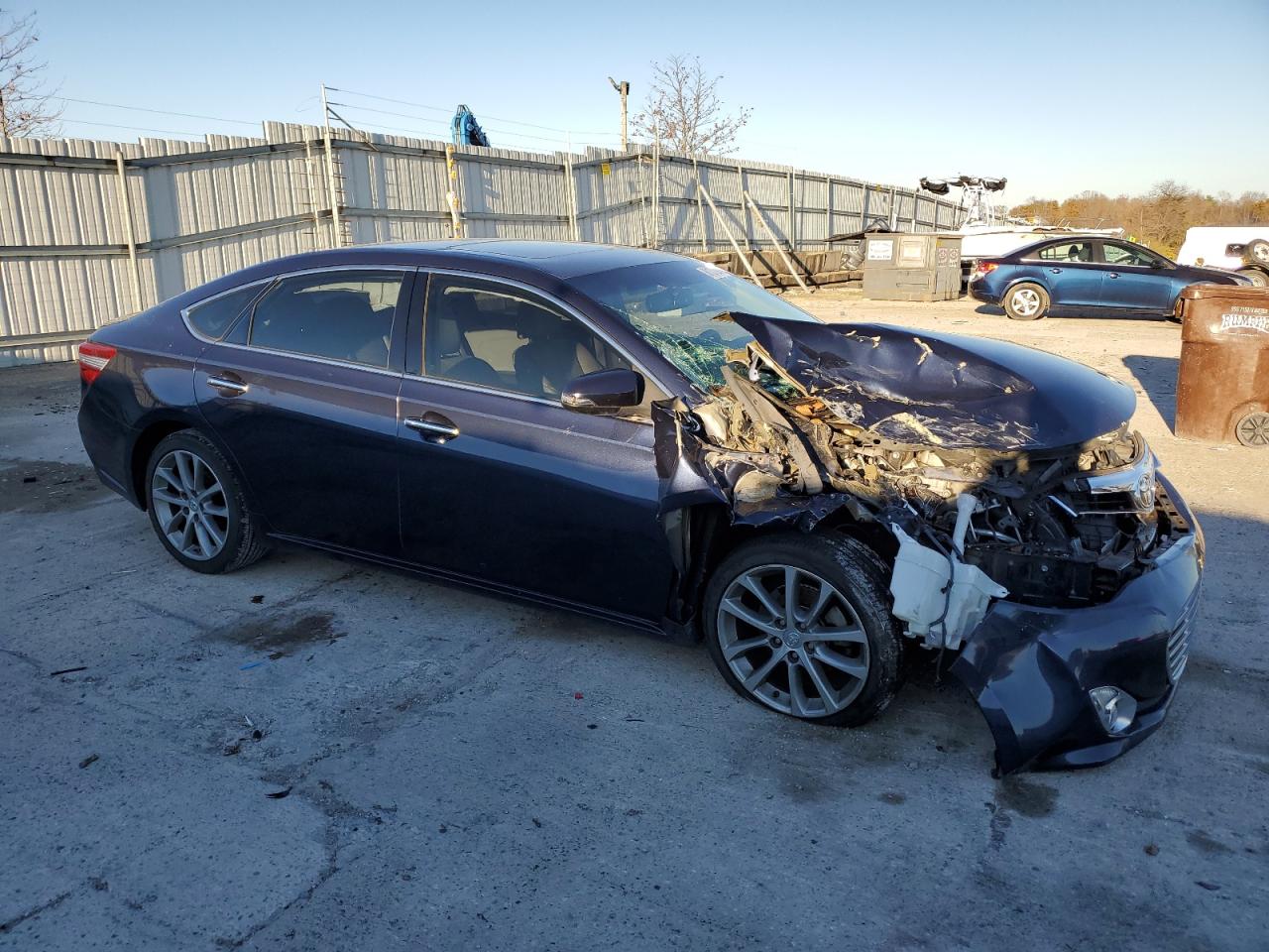 2015 Toyota Avalon - Image 4