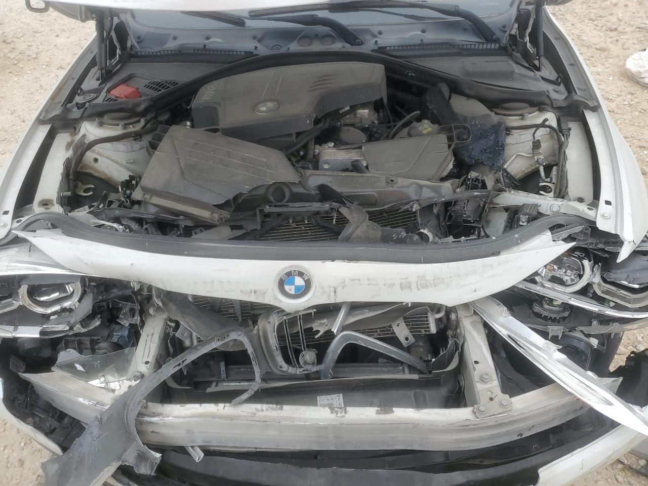 VIN WBA8E9G55GNT84619 2016 BMW 3 SERIES no.11