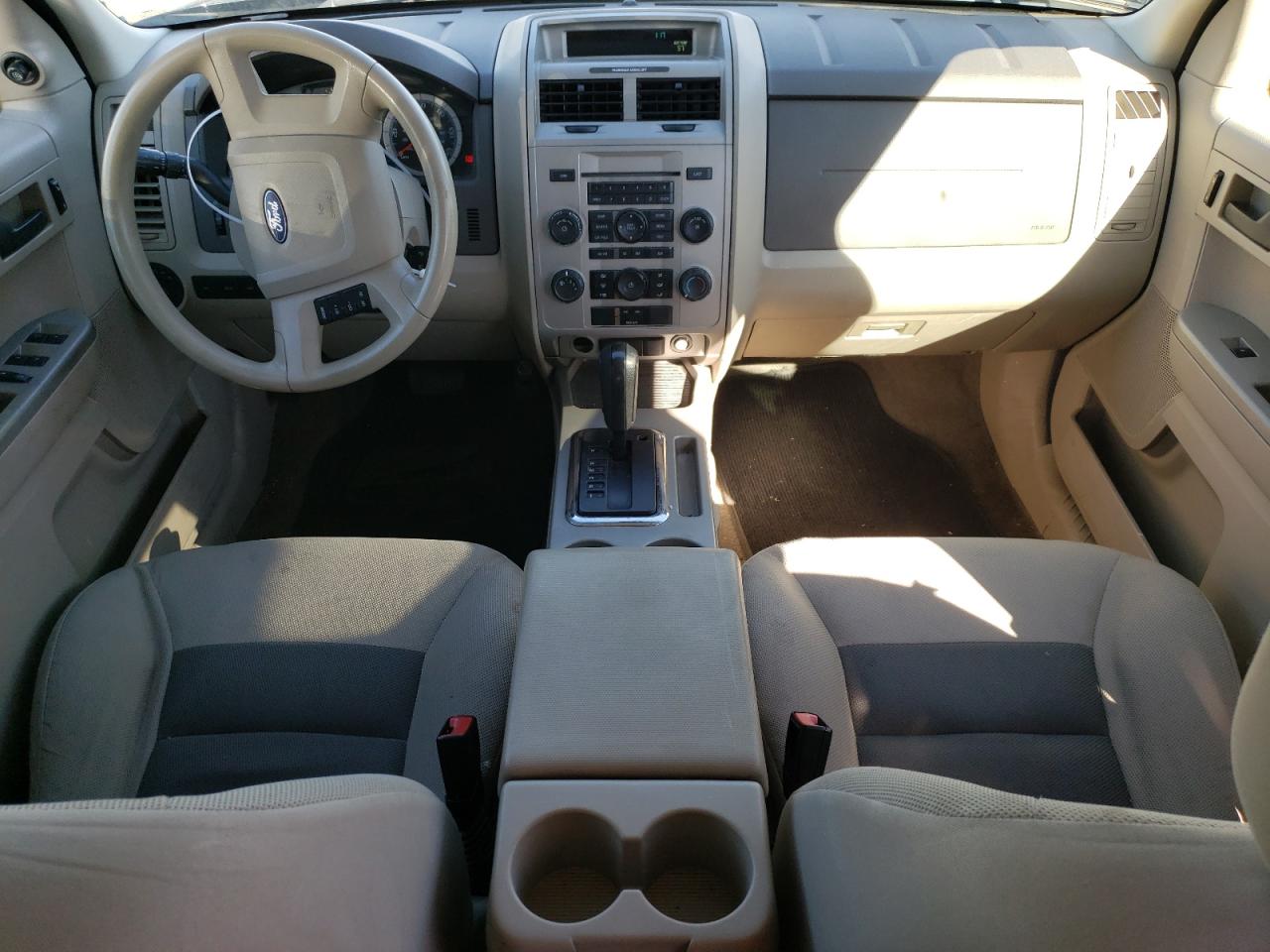 2008 Ford Escape - Image 8
