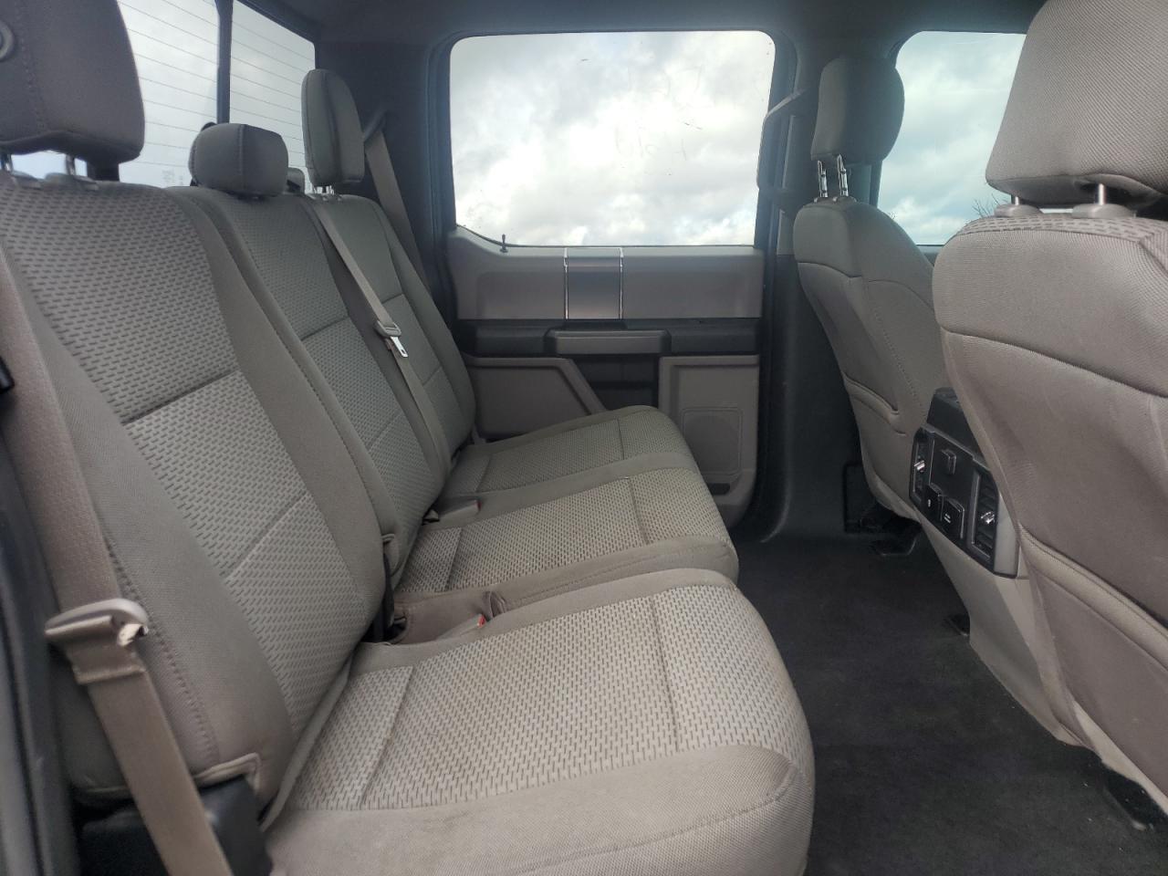 2019 Ford F-150 - Image 10