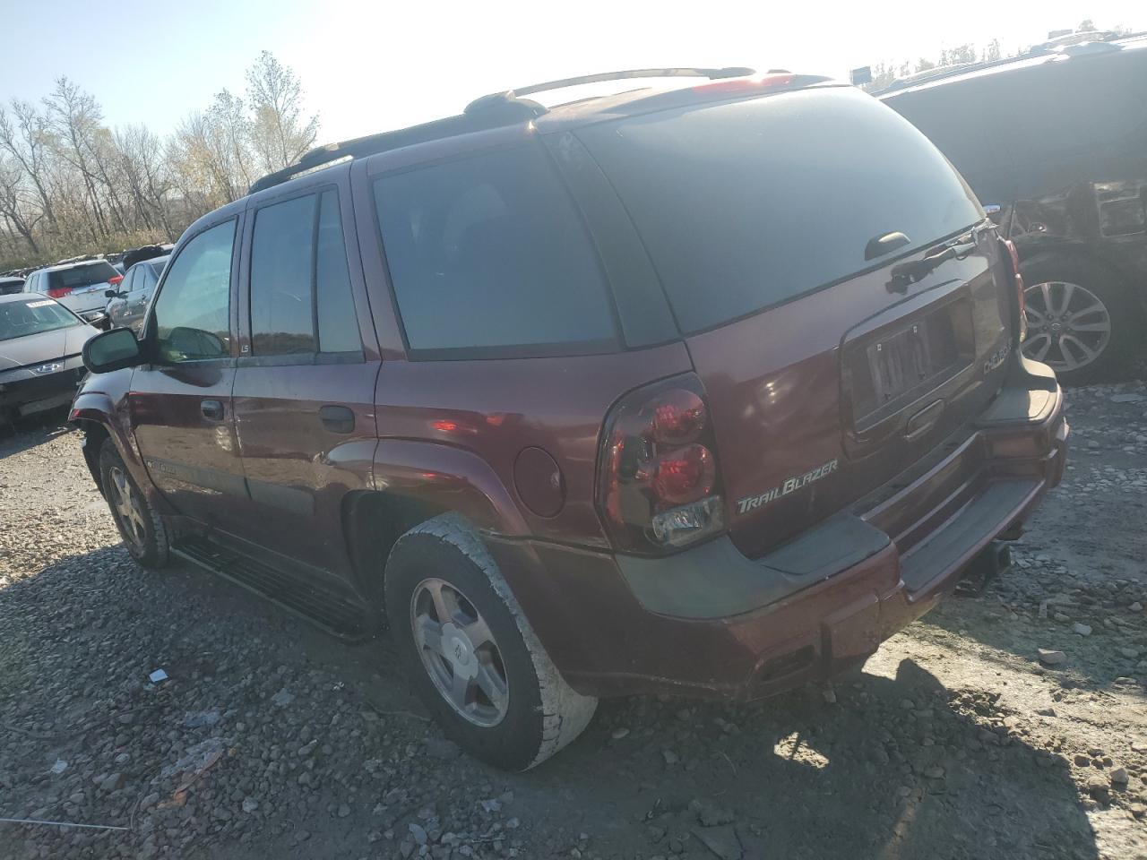2004 Chevrolet TrailBlazer - Image 2