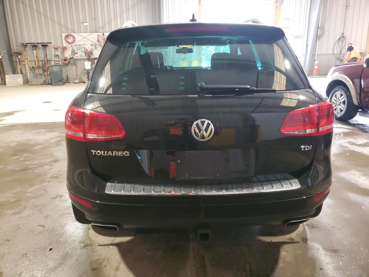 2014 Volkswagen Touareg V6 Tdi VIN: WVGEP9BP9ED010876 Lot: 78599824