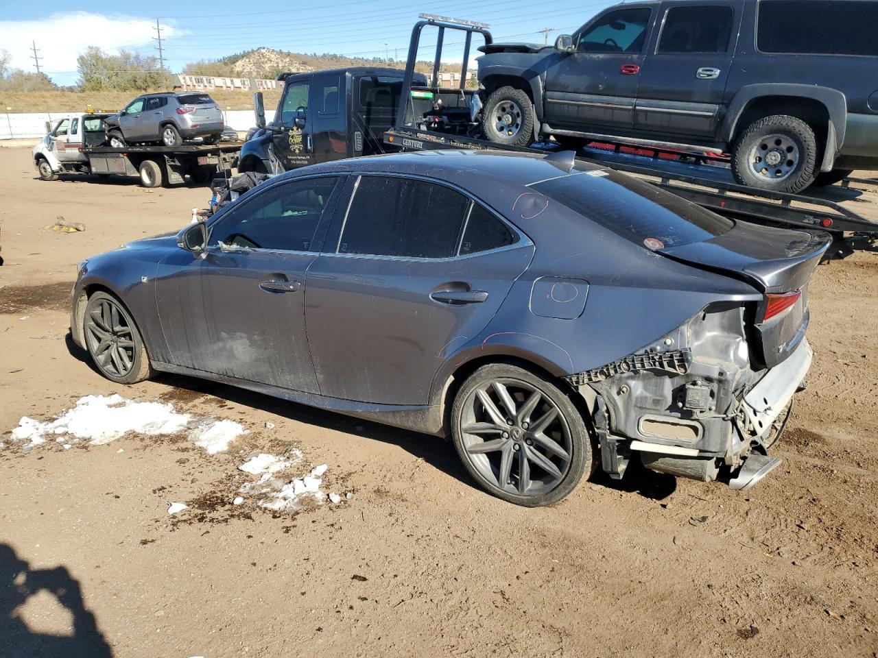 2018 Lexus IS - Image 2