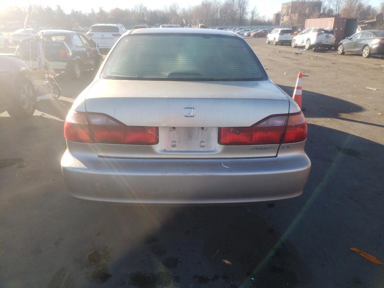 2000 Honda Accord - Image 6