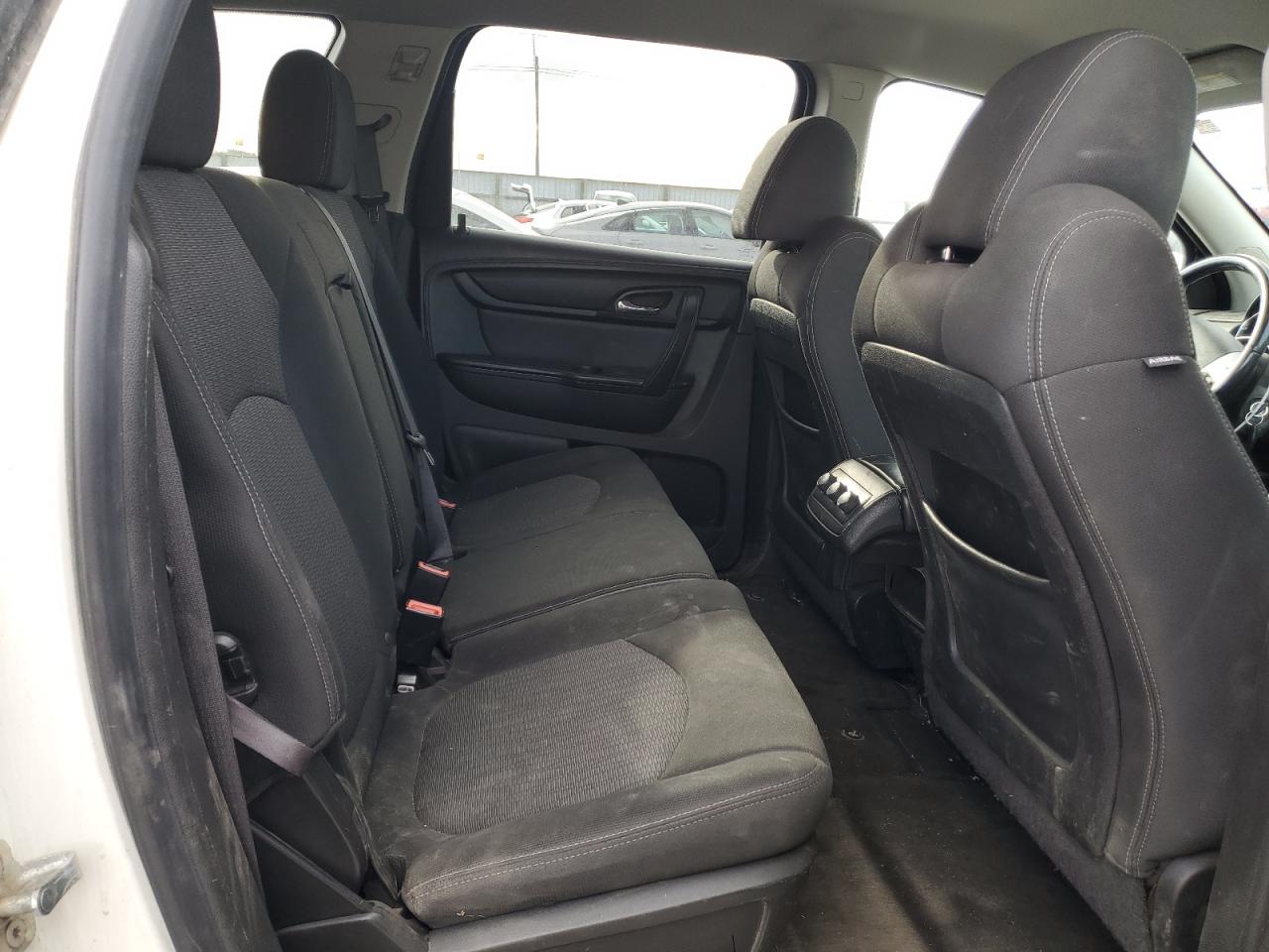 2013 Chevrolet Traverse - Image 11