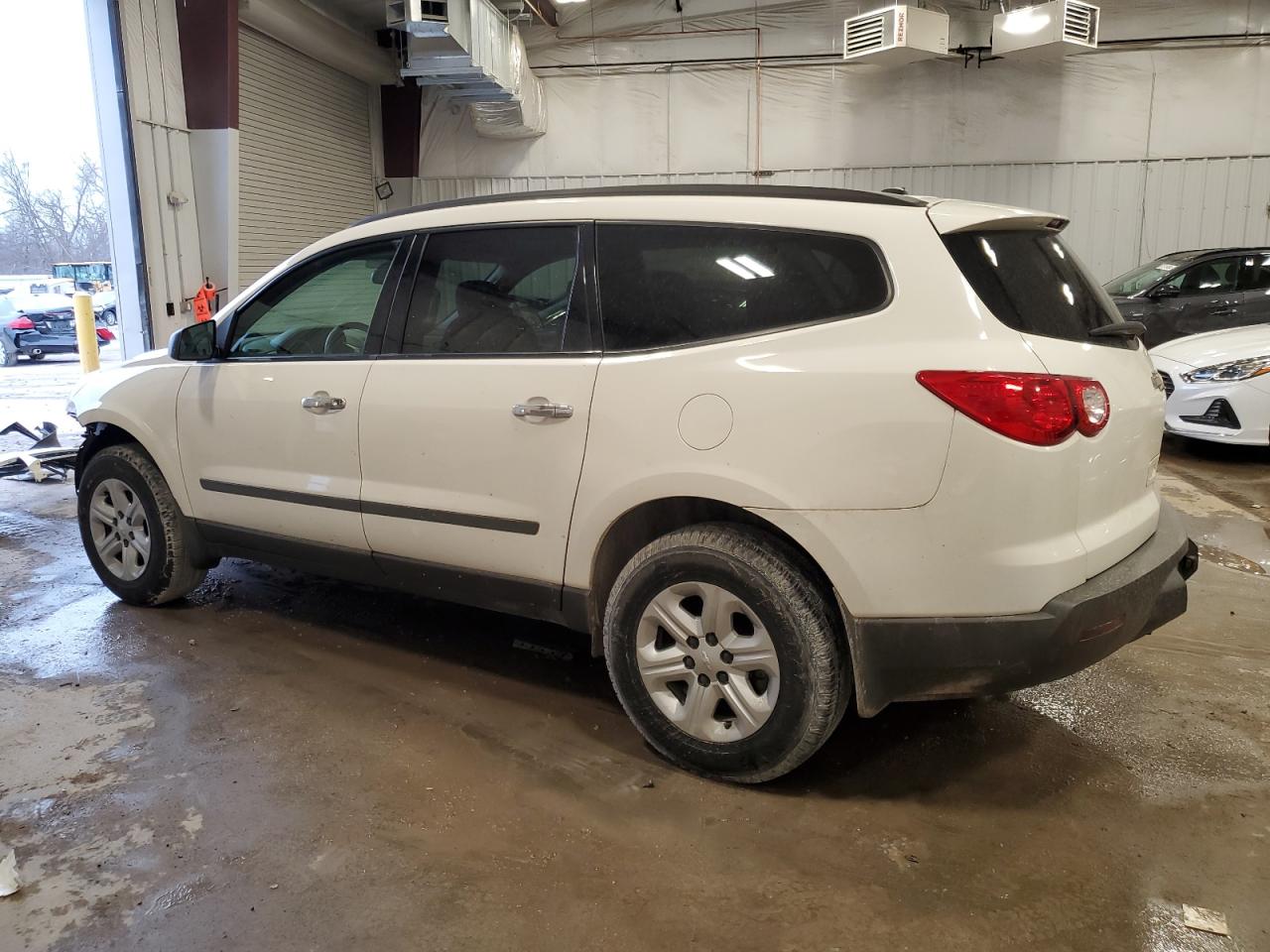 2012 Chevrolet Traverse - Image 2