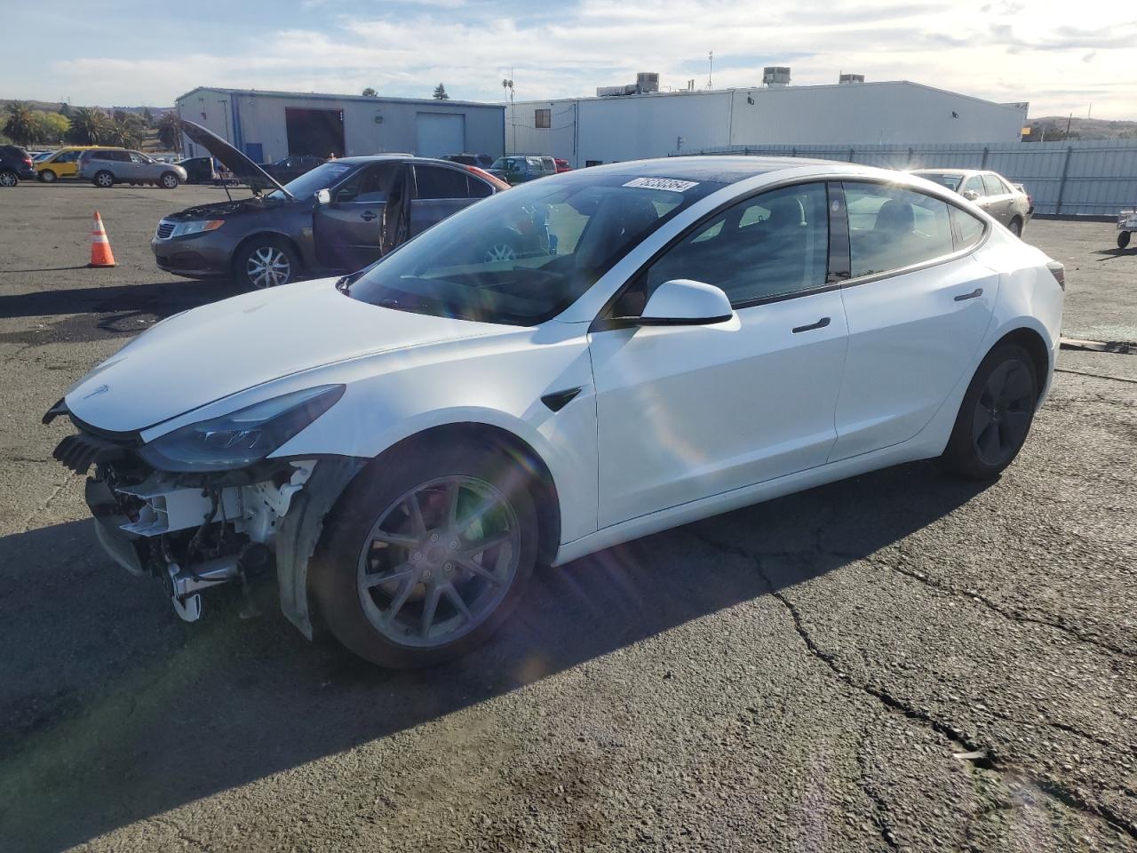 VIN 5YJ3E1EAXPF432841 2023 TESLA MODEL 3 no.1