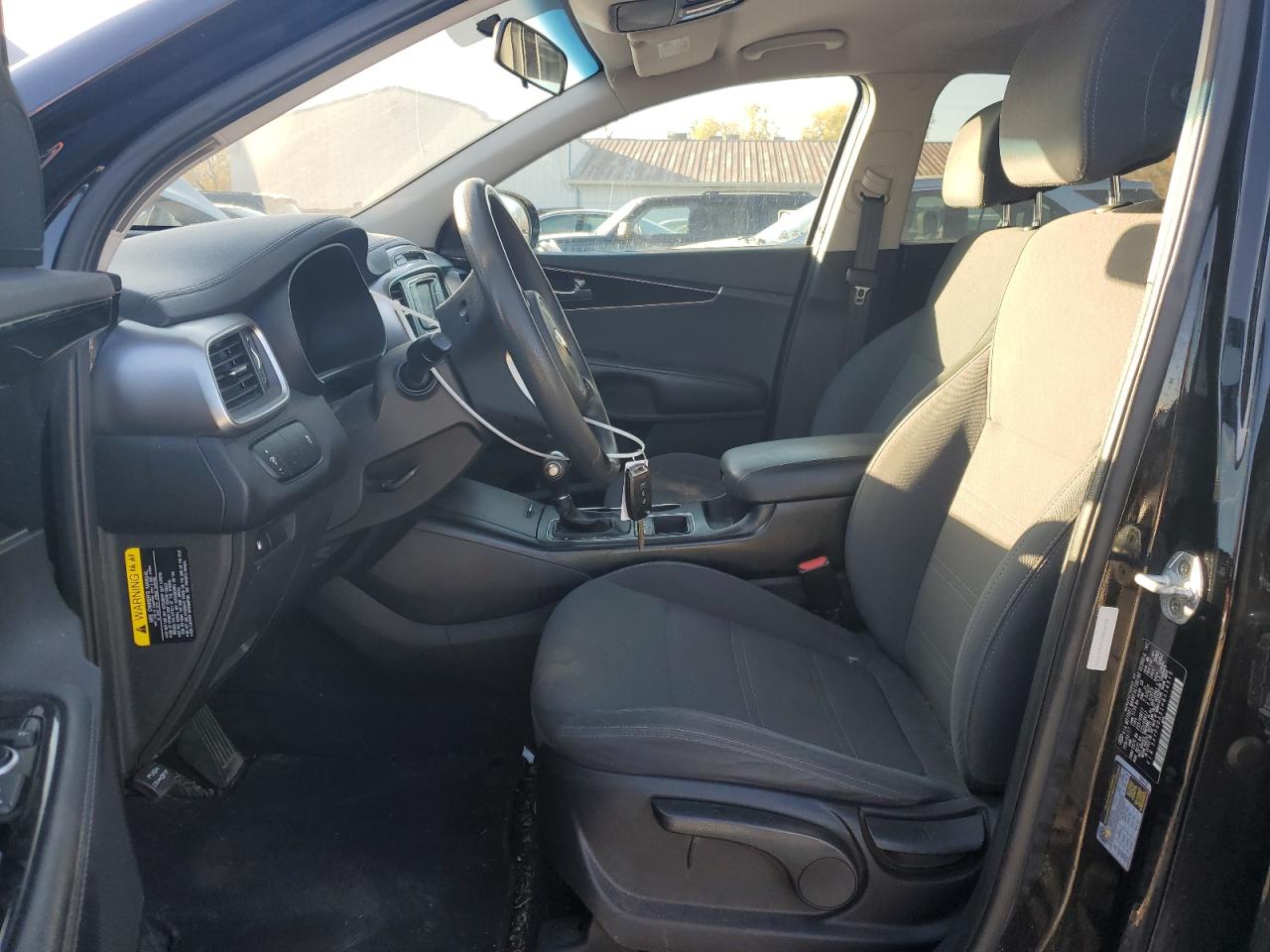 2017 Kia Sorento - Image 7