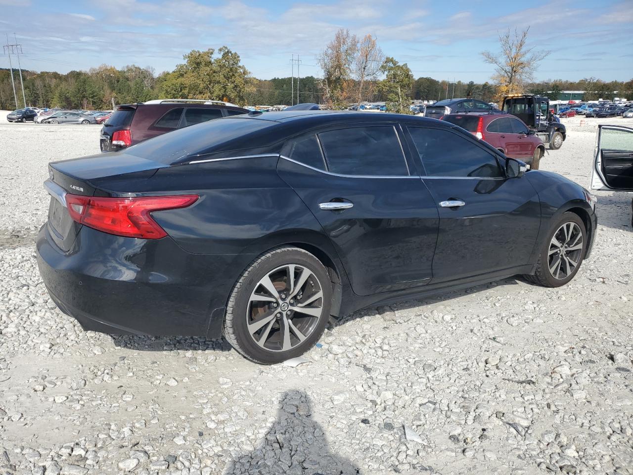 2017 Nissan Maxima - Image 3