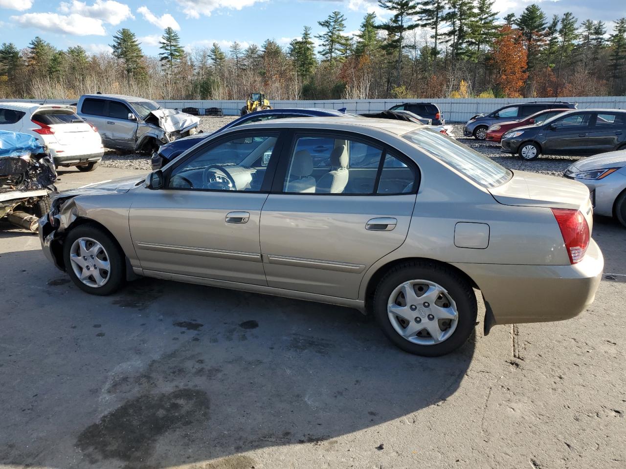 2005 Hyundai Elantra - Image 2