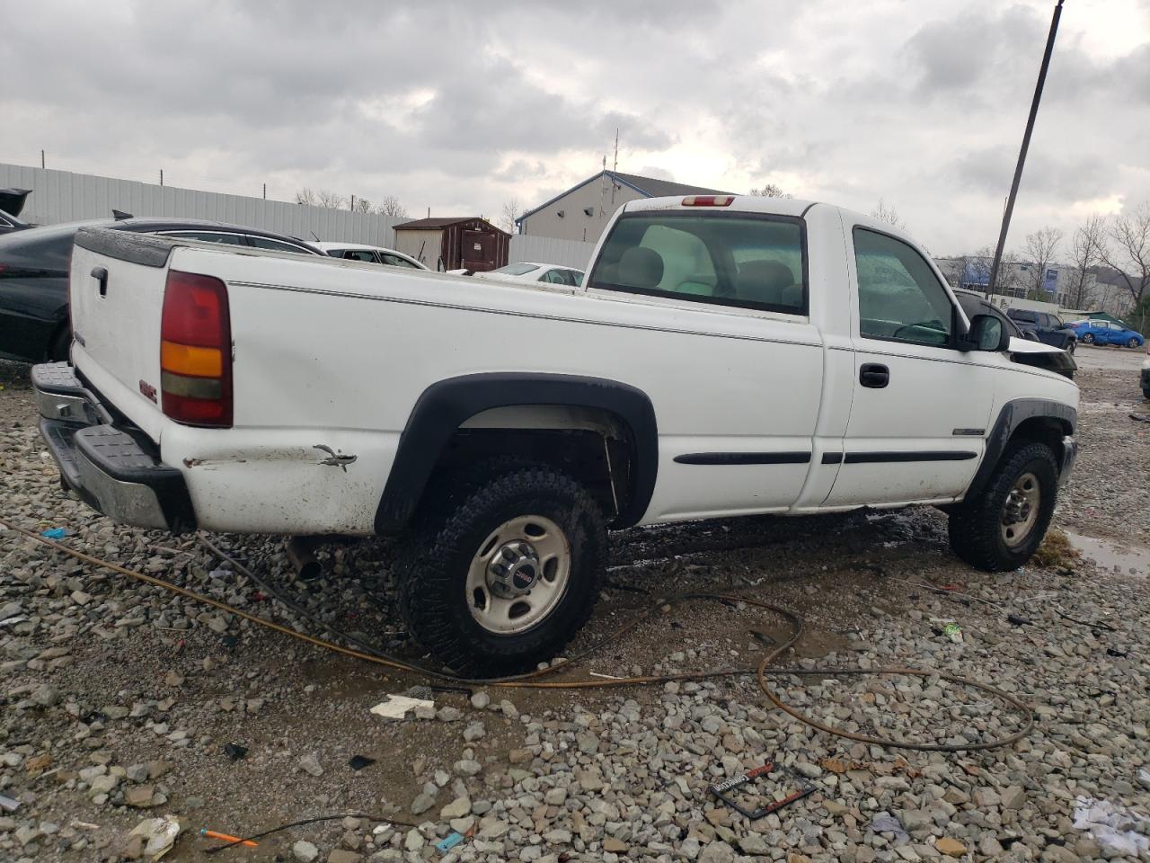 2000 GMC Sierra - Image 3