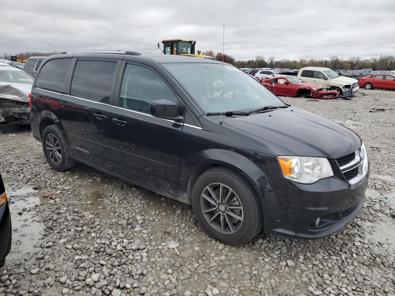 2017 Dodge Caravan - Image 4