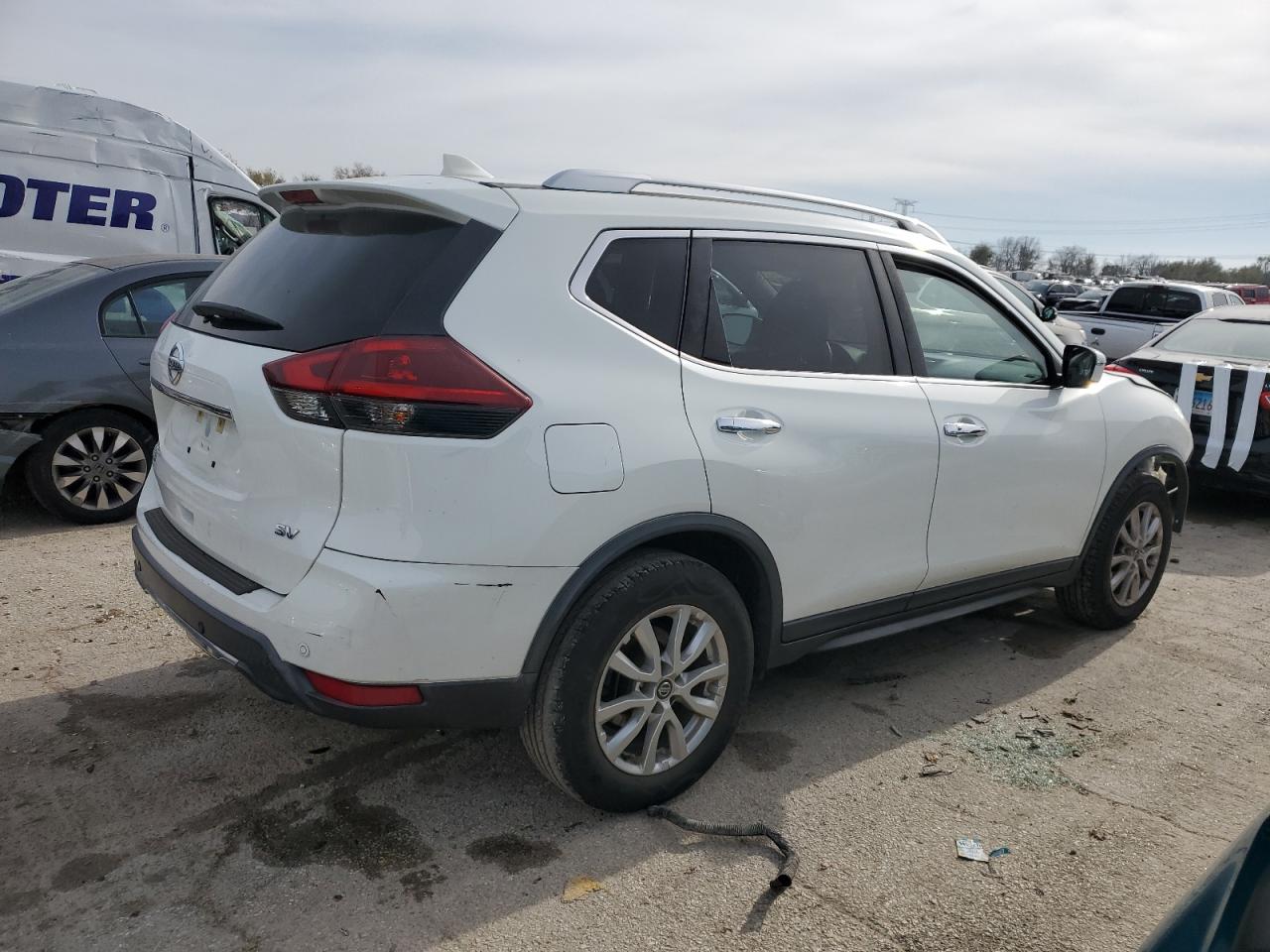 2019 Nissan Rogue - Image 3