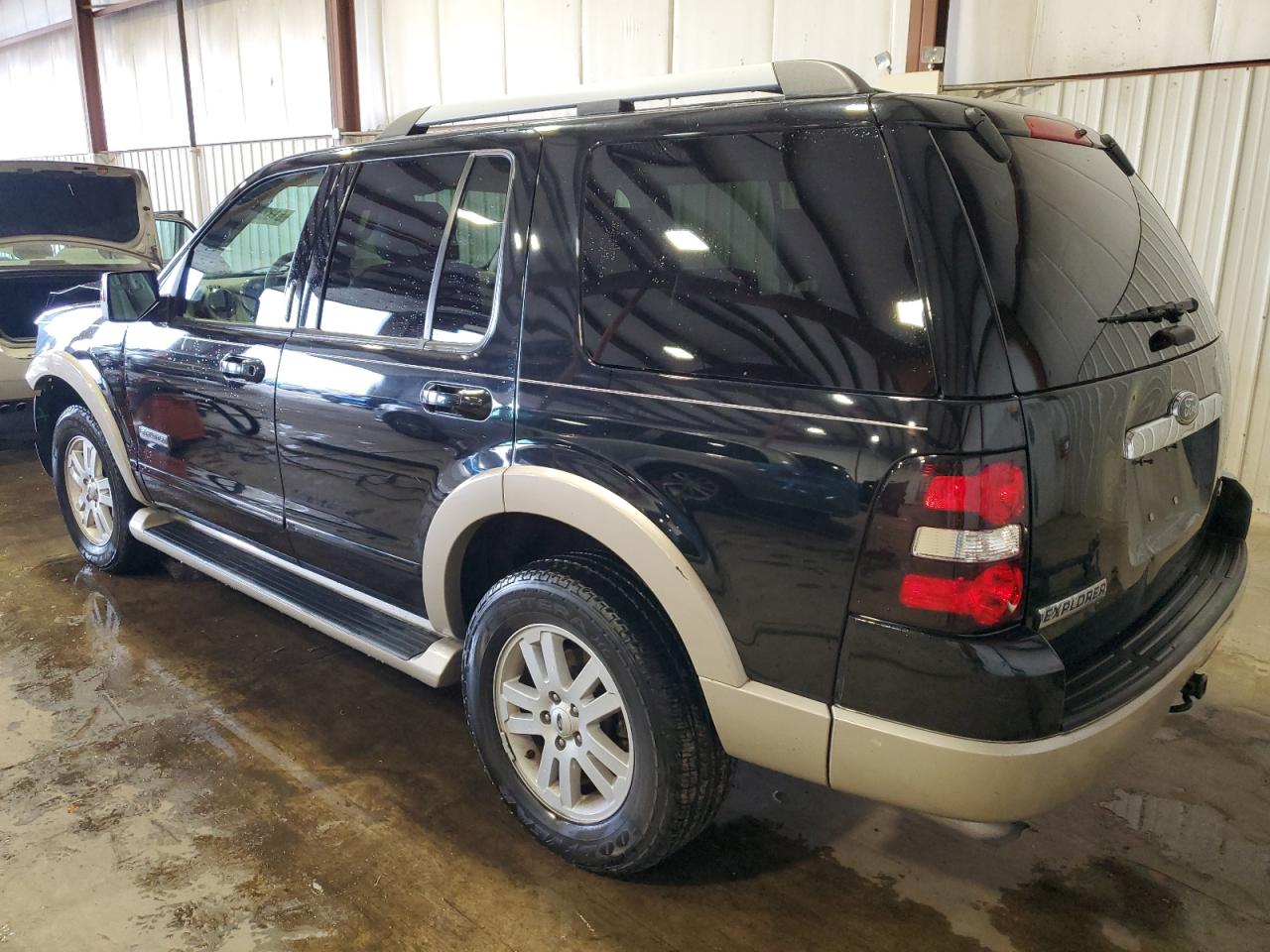 2007 Ford Explorer - Image 2