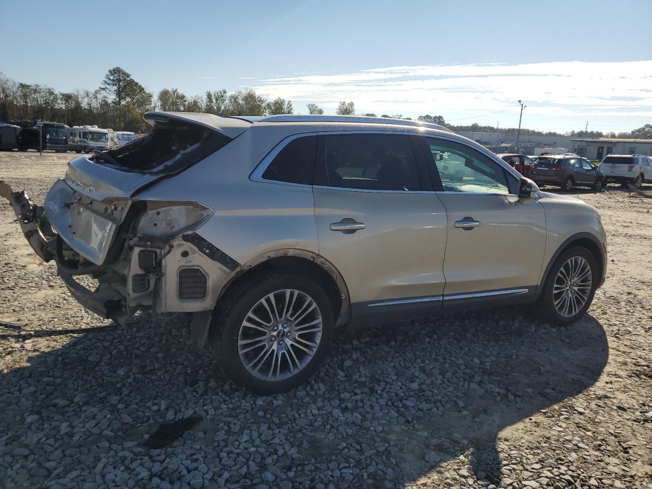 2017 Lincoln MKX - Image 3