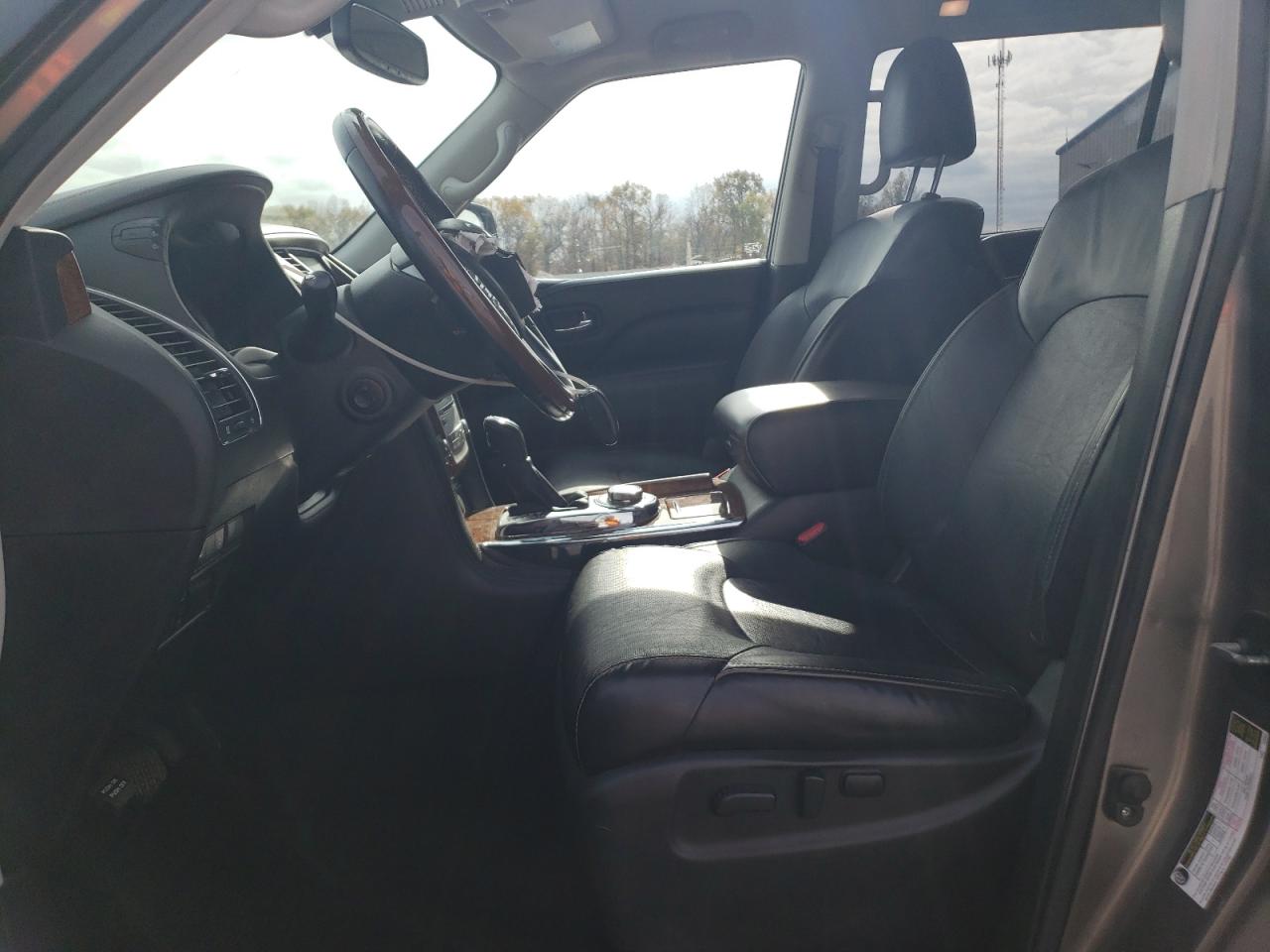 2019 Infiniti QX80 - Image 7