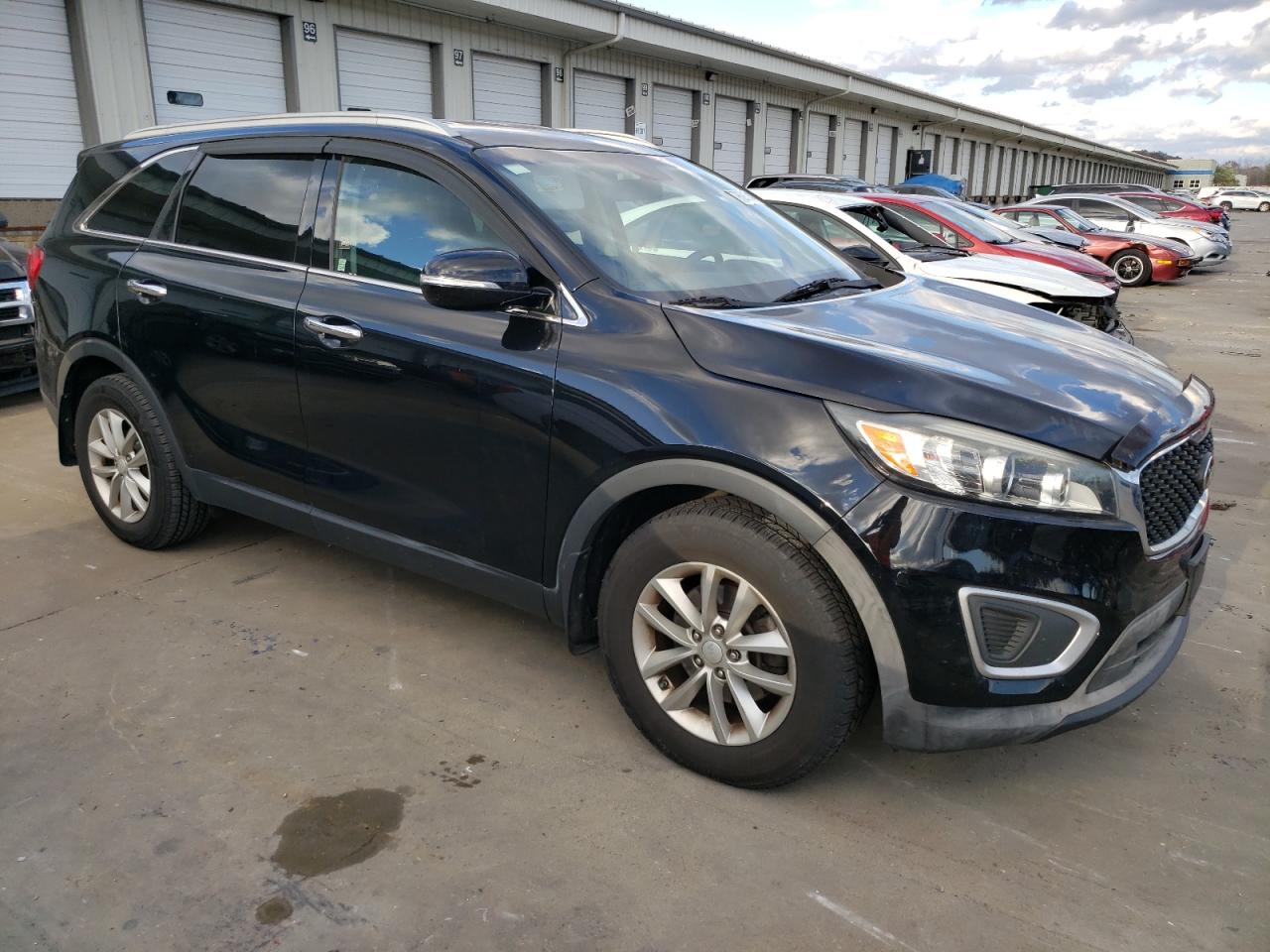 2016 Kia Sorento - Image 4