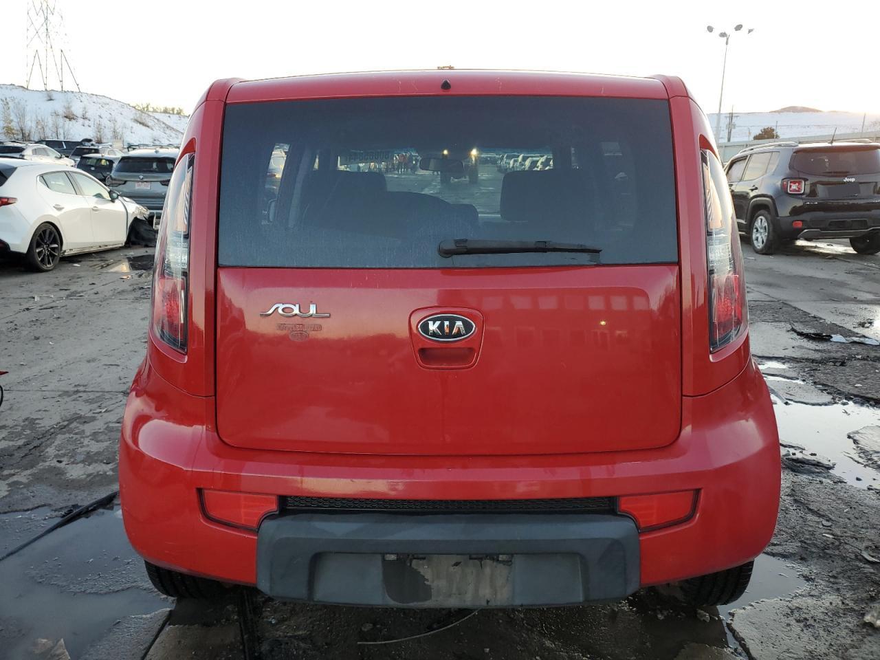 2011 Kia Soul + VIN: KNDJT2A22B7213078 Lot: 80065844