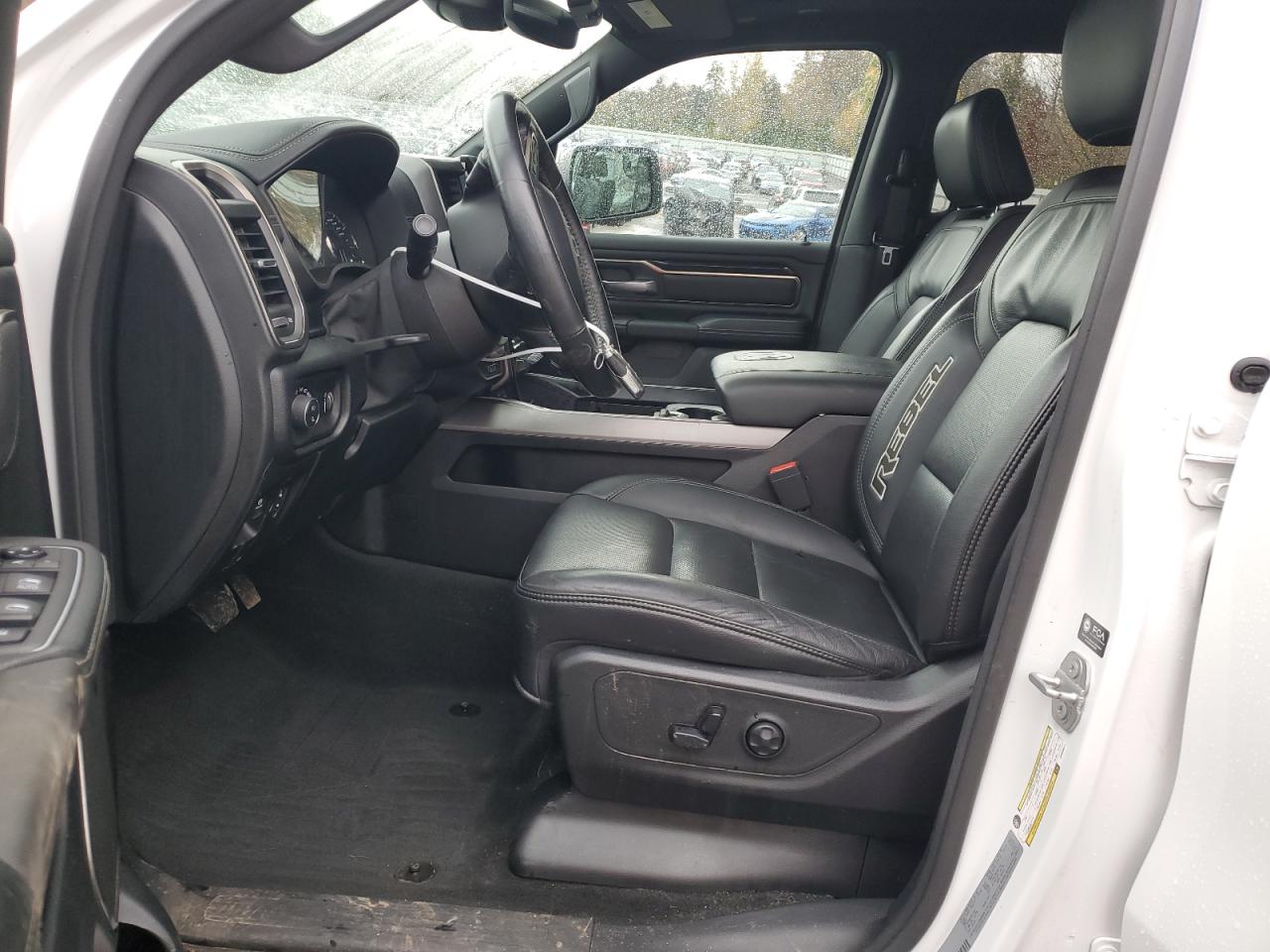 2021 RAM 1500 - Image 7