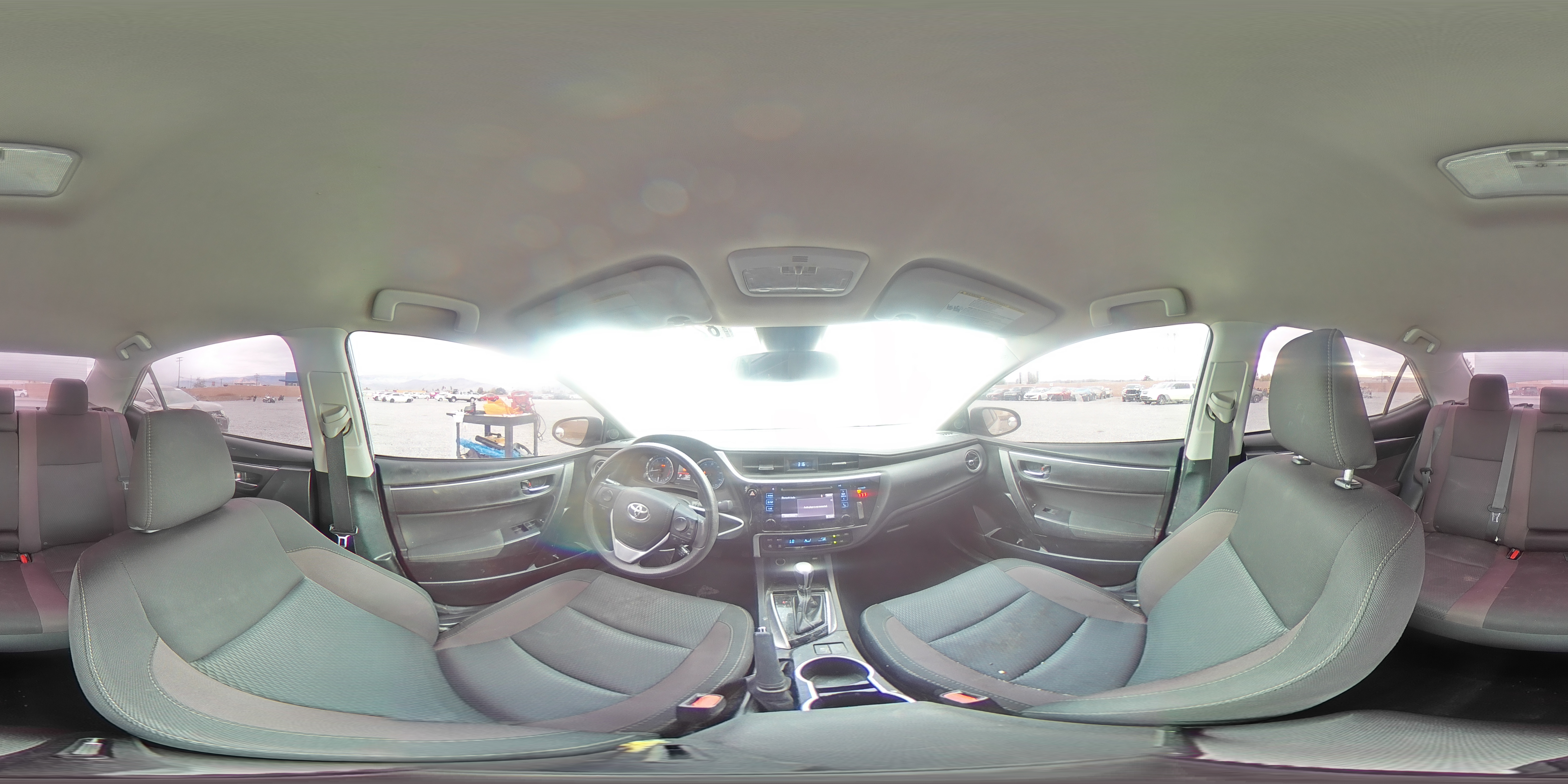 2018 Toyota Corolla - Image 13