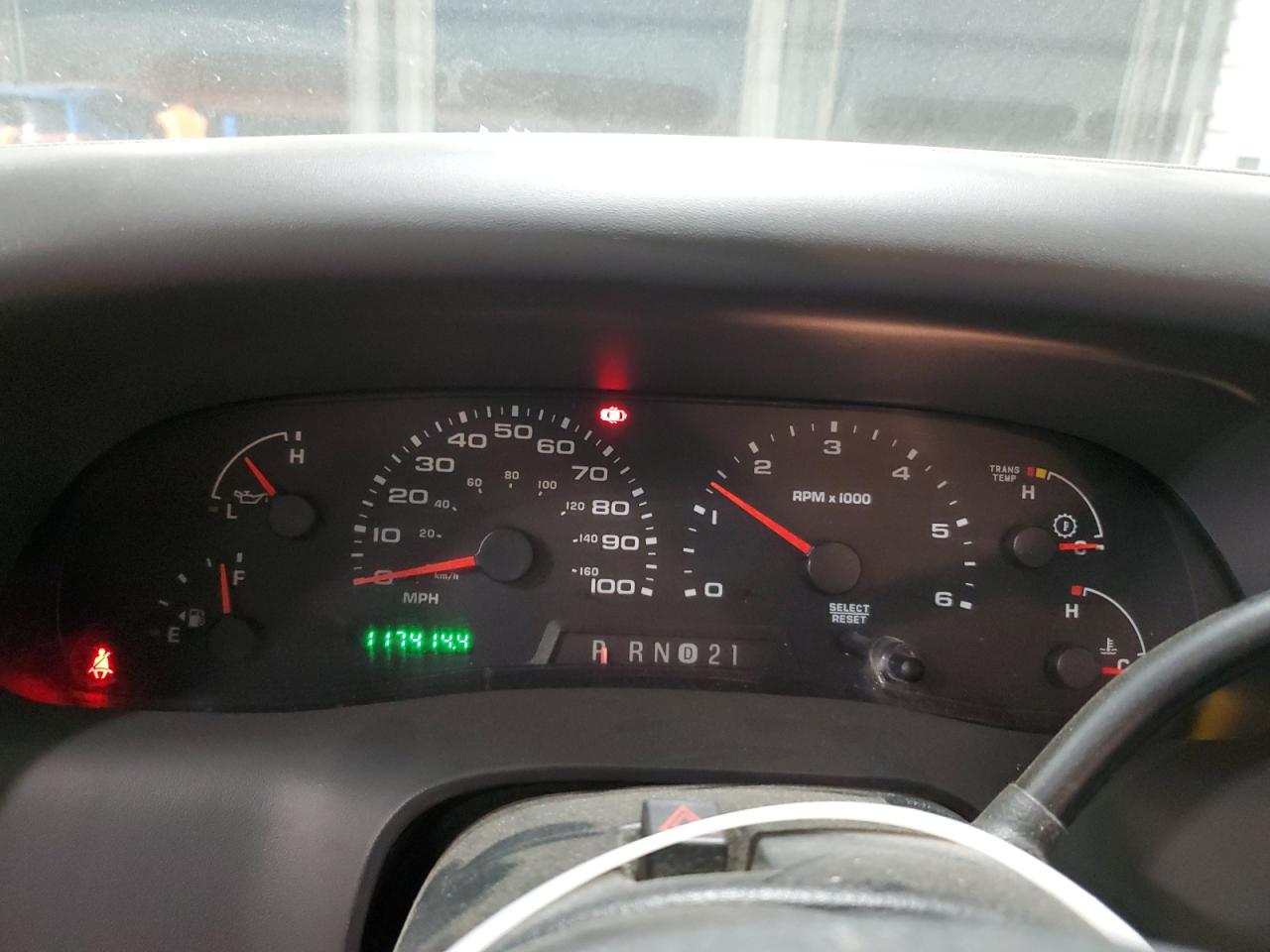2003 Ford F250 - Image 9