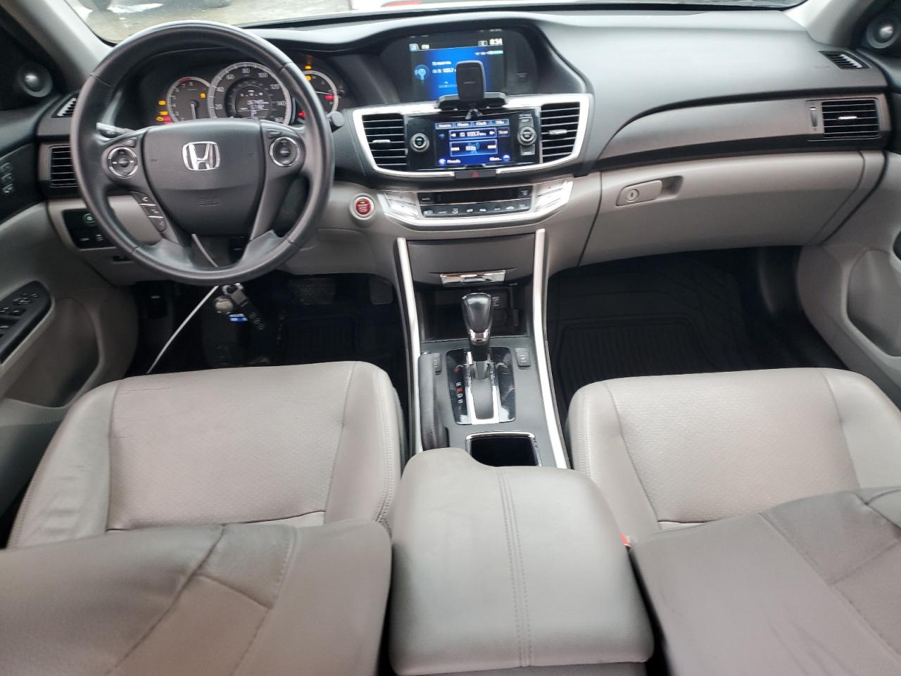 2015 Honda Accord - Image 8
