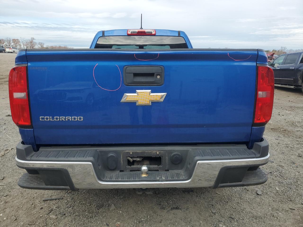 VIN 1GCHSAEA3K1137127 2019 CHEVROLET COLORADO no.6