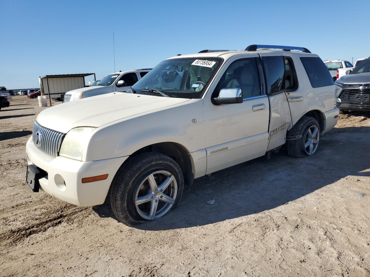 2009 Mercury Mountaineer - Image 1