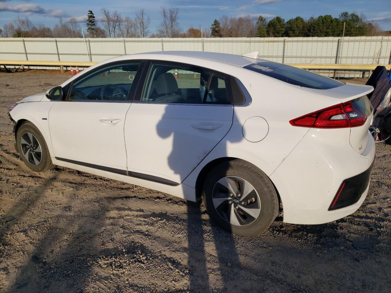 VIN KMHC75LC5KU118404 2019 HYUNDAI IONIQ no.2