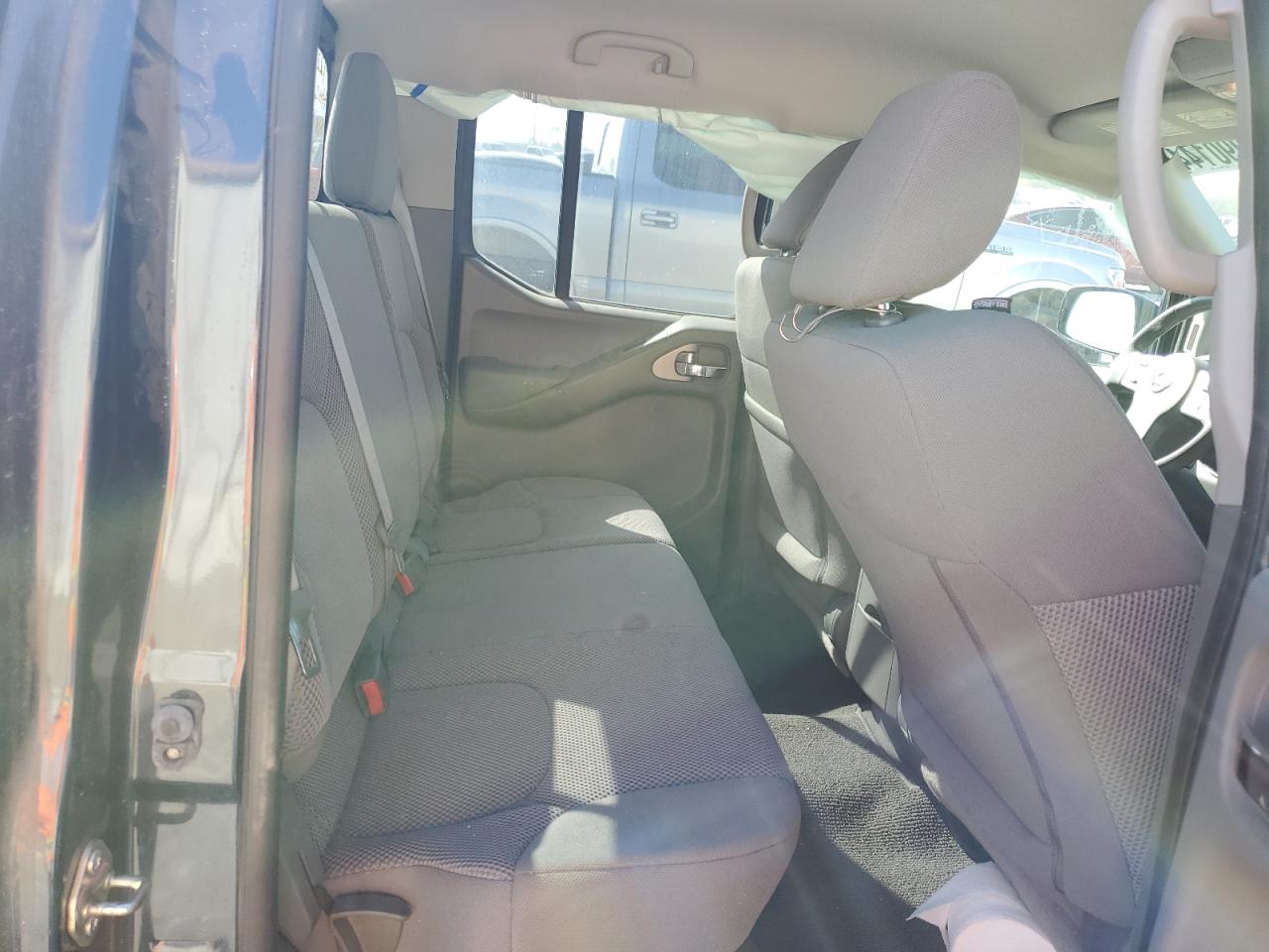 2019 Nissan Navara (Frontier) - Image 10