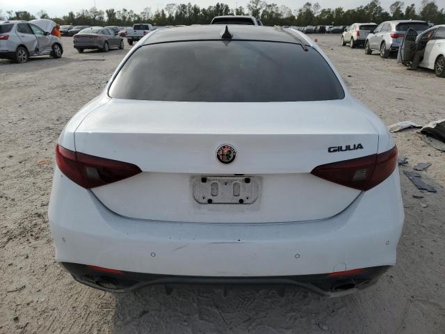  ALFA ROMEO GIULIA 2020 Білий