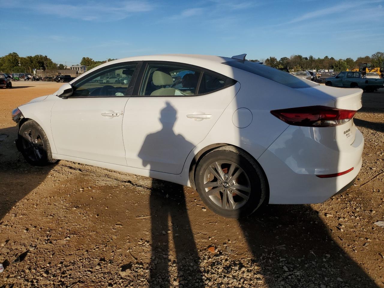 2017 Hyundai Elantra - Image 2