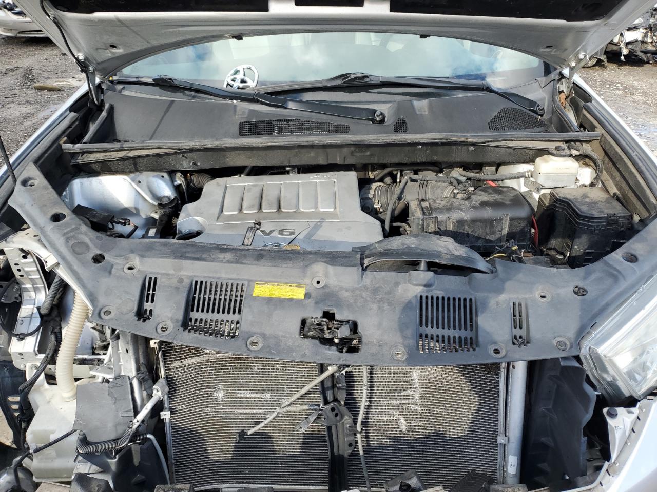 2012 Toyota Highlander - Image 12