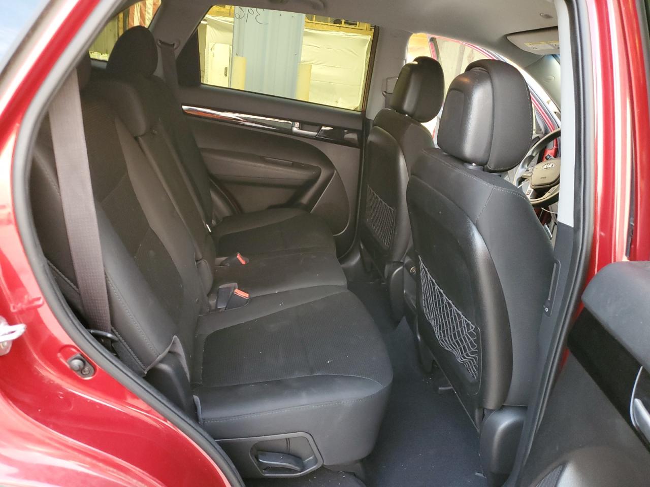 2015 Kia Sorento - Image 11