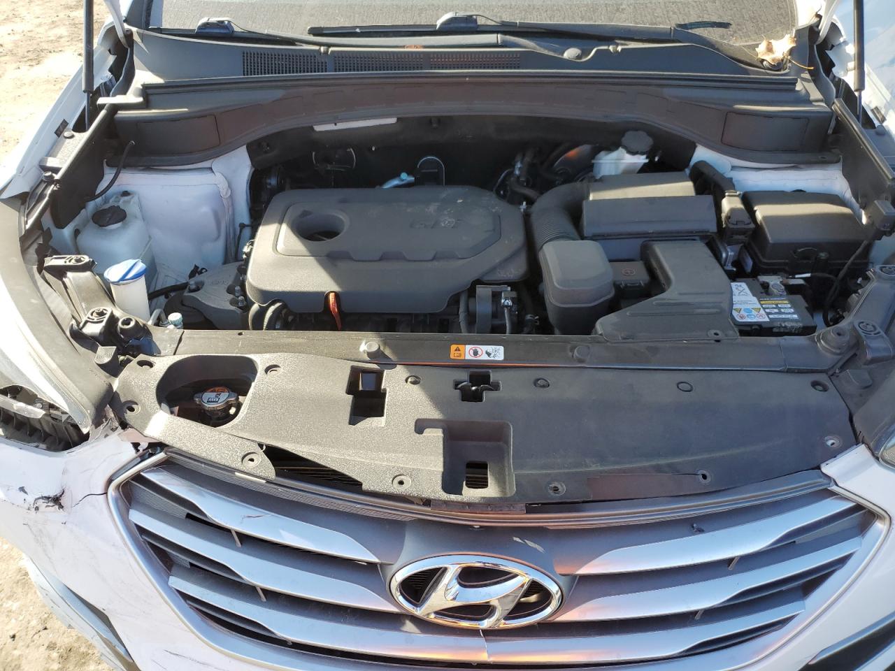 2018 Hyundai Santa Fe - Image 14