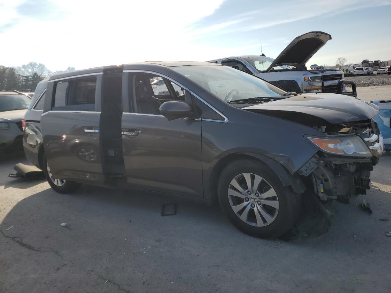 2016 Honda Odyssey - Image 4